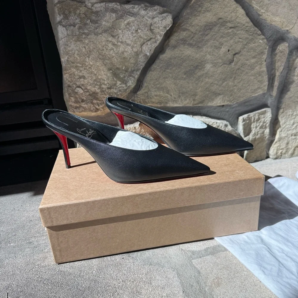 Elegant Christian Louboutin Miss Z Black Slimule Heels - Picture 7 of 7
